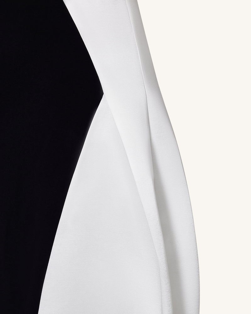 Monochrome Paneled Structured Pannier Maxi Skirt - Black