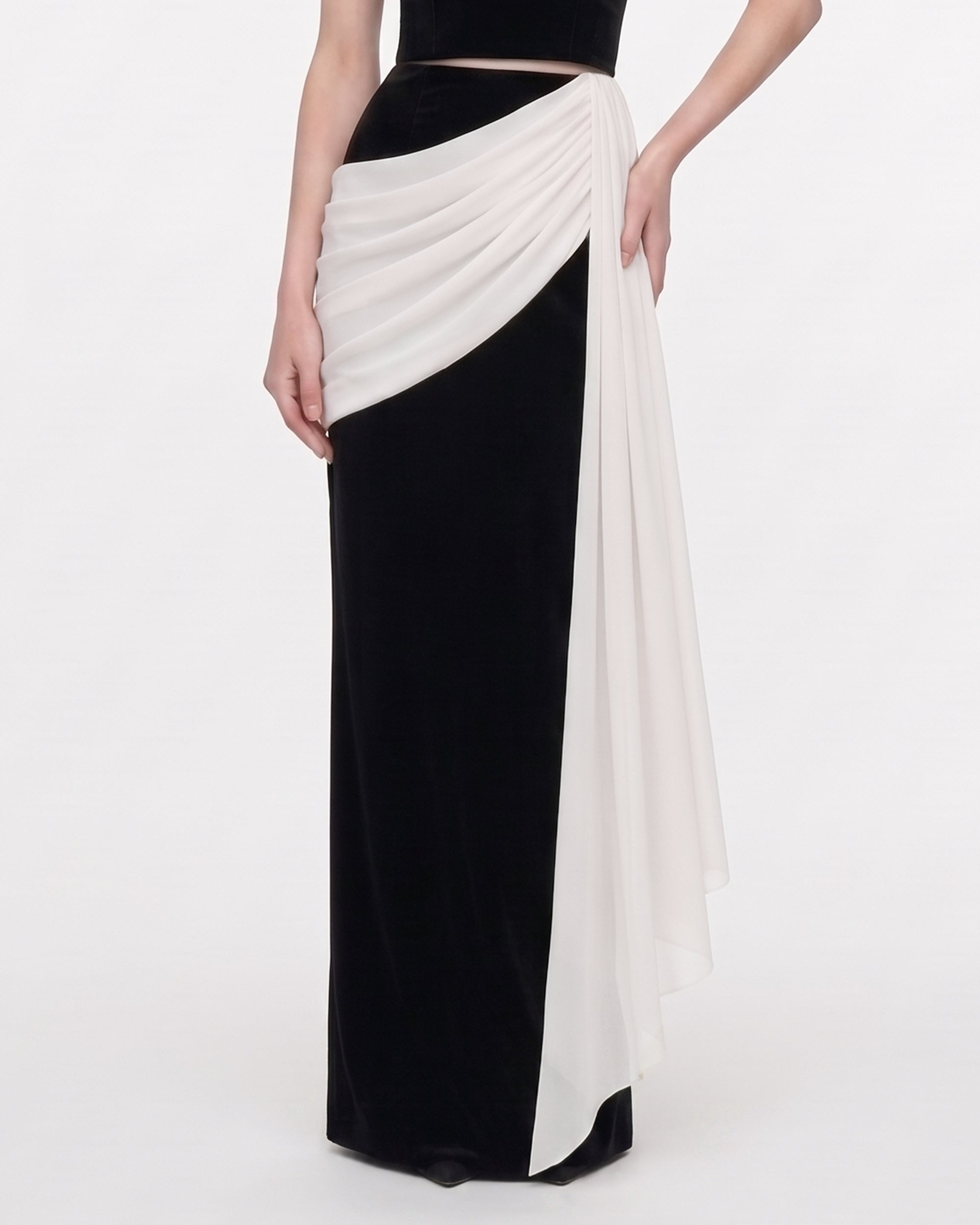 High-Waist Draped Contrast Maxi Skirt - Black & White